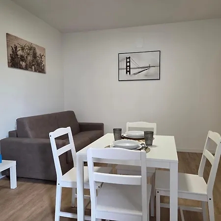 דירה Homiday - Residenza Micolucci פינטו